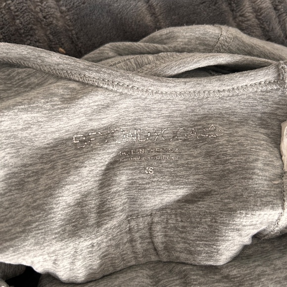 Beyond Yoga Studio Tank Sports Bra - Picture 3 of 4